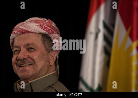 Erbil, Irak. 24 sep, 2017. Le président kurde barzani massés parle lors d'une conférence de presse à la veille d'un référendum controversé indépendance kurde à Erbil, Irak, le 24 septembre 2017. Credit : Oliver weiken/dpa/Alamy live news Banque D'Images