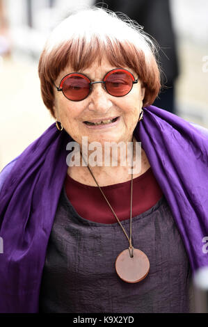 San Sebastian, Espagne. 22 sep, 2017. agnes varda est vu arriver au 65e festival du film de San Sebastian, le 22 septembre 2017 à San Sebastian, Espagne. Utilisation dans le monde entier | credit : dpa/Alamy live news Banque D'Images