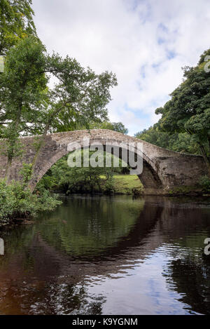 Ivelet bridge près de gunnerside dans swaledale, Yorkshire Dales, Angleterre Banque D'Images