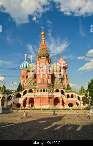 St. la cathédrale Saint-Basile. intercession église sur la place Rouge à Moscou - le patrimoine culturel mondial. Banque D'Images