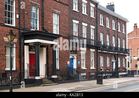 Logement en terrasses, Rodney street, dans le quartier géorgien de Liverpool, Angleterre, Grande-Bretagne, Royaume-Uni. Banque D'Images