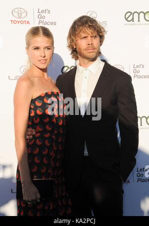 Santa Monica, CA. 29Th sep 2017. eric Christian Olsen, Sarah wright aux arrivées pour 27e rapport annuel environnemental Media Association (EMA) awards, Barker hangar, Santa Monica, Ca, le 23 septembre 2017. crédit : Elizabeth goodenough/everett collection/Alamy live news Banque D'Images