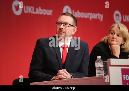 UK. 24 Septembre, 2017. Andrew Gwynn MP pour Denton & à la Conférence du travail rougeâtre Crédit : Rupert Rivett/Alamy Live News Banque D'Images