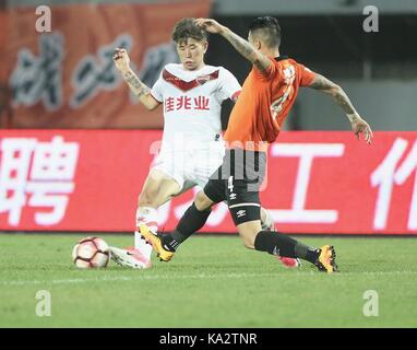 De Pékin, Pékin, Chine. 29Th sep 2017. Beijing, Chine 23 septembre 2017 : (usage éditorial seulement. la Chine).L'équipe de beijing renhe bat shenzhen zhaojia à chine football association Professional League (CPL) à Beijing, le 23 septembre, 2017. crédit : sipa Asie/zuma/Alamy fil live news Banque D'Images