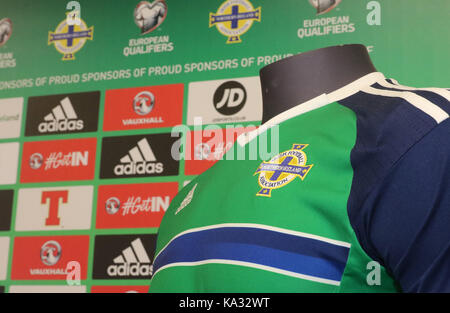 Belfast, en Irlande. 25 Septembre, 2017. Stade national de football à Windsor Park à Belfast en Irlande du Nord. 25 Septembre, 2017. L'Irlande du manager Michael O'Neill nommé son équipe aujourd'hui pour la prochaine Coupe du monde des jeux de qualification contre l'Allemagne (10/05/17) et la Norvège (le 08/10/17). Il y avait deux nouveaux joueurs nommé dans l'équipe - Jordanie Jones (Kilmarnock) et George Saville (Millwall). Crédit : David Hunter/Alamy Live News Banque D'Images