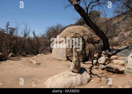 Un site de la suerie intertribal, béni par un homme médecine navajo dan chee, a été utilisé pour les cérémonies à montosa canyon, Santa Rita Banque D'Images