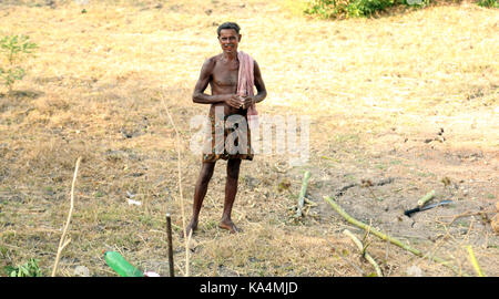 Close up indian man looking at the camera Banque D'Images