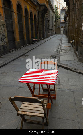 Tables à boteco restaurant décontracté dans la ville historique de rues étroites de centro, Rio de Janeiro, Brésil, Amérique du Sud Banque D'Images