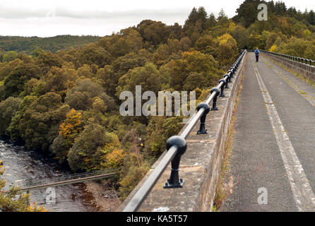 Lambley viaduc traversant la rivière South Tyne dans le Northumberland / Le Sentier South Tyne Banque D'Images