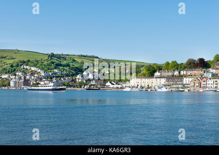 Dart Marina et Dartmouth Ferry de kingswear supérieur de la rivière Dart. Banque D'Images