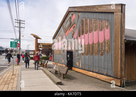 Tofino, Colombie-Britannique, Canada - 9 septembre 2017 : Roy Henry Vickers galerie sur campbell street Banque D'Images