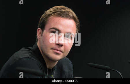 Dortmund, Allemagne. 25 septembre, 2017. dortmund's mario goetze parle lors de la conférence de presse dans le Signal Iduna Park de Dortmund, Allemagne, 25 septembre 2017. Borussia Dortmund joue contre le real madrid en ligue des champions phase de groupes match le 26 septembre 2017. crédit : Bernd thissen/dpa/Alamy live news Banque D'Images