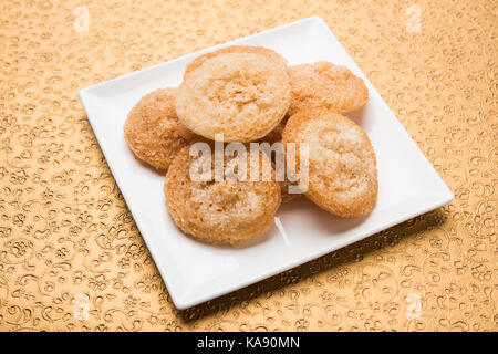 Stock photo de anarsa qui est un authentique pâtisserie maharashtrian-comme lave surtout réalisés dans la période des fêtes dans le Maharashtra et du Bihar, selec Banque D'Images