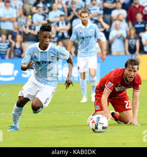 KANSAS CITY, KS - 29 juillet : Sporting Kansas City en avant Latif Bénédiction (9) dans la première moitié d'un match entre la MLS Chicago Fire et Sporting KC Banque D'Images