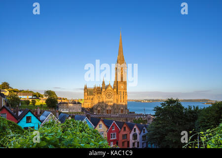 L'église cathédrale de saint Colman, généralement connu comme la cathédrale de Cobh, est une cathédrale catholique romaine à Cobh, Irlande. C'est l'église cathédrale de la Banque D'Images