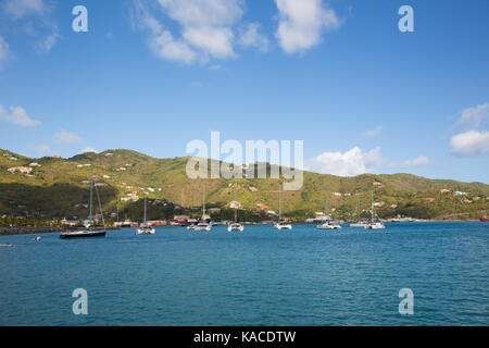 Vue sur le port de tortola cruise terminal parc peir, Road Town, British Virgin Islands Banque D'Images