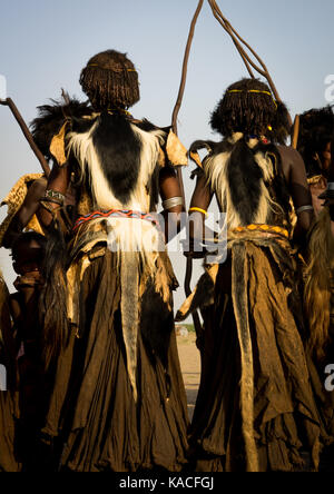 Dassanech Dimi pour célébrer la cérémonie de circoncision des adolescents, les SIE,Comté de Turkana, Omorate, Ethiopie Banque D'Images