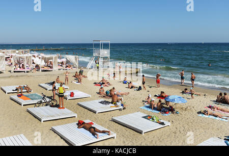 Le quartier animé plage Otrada à Odessa, Ukraine. Banque D'Images