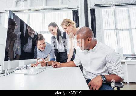 Les gens d'affaires Travailler ensemble Banque D'Images