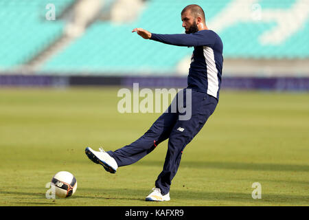 L'Angleterre Moeen Ali lors d'une session de filets à la Kia Oval, Londres. Banque D'Images