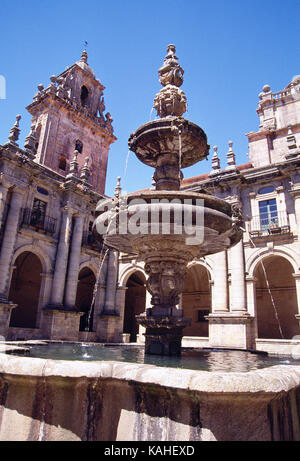 Cloître du Monastère San Martin Pinario. Santiago de Compostela, province de La Corogne, Galice, Espagne. Banque D'Images