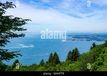 Vue sur la ville de Lindau et le lac de Constance depuis le mont Pfänder, Bregenz, Vorarlberg, Autriche. Banque D'Images