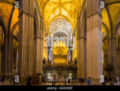 Coro, arrière de la chorale, Capilla Mayor, chapelle, cathédrale de Santa María de la Sede, site classé au patrimoine mondial de l'UNESCO, Séville Banque D'Images