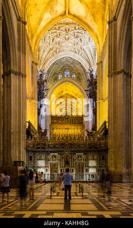 Coro, arrière de la chorale, Capilla Mayor, chapelle, cathédrale de Santa María de la Sede, site classé au patrimoine mondial de l'UNESCO, Séville Banque D'Images