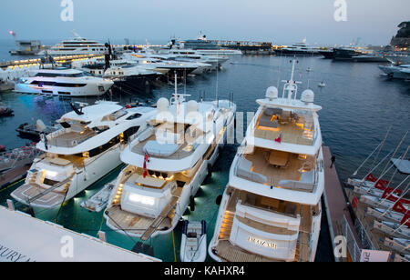 Monaco, Monaco. 26 sep, 2017. Monte Carlo, Monaco - le 26 septembre 2017 : Monaco Yacht Show | Conditions de crédit dans le monde entier : dpa/Alamy live news Banque D'Images