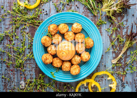 Frit maison Croquettes de pommes de terre au four mini, délicieux et très belle recette Banque D'Images