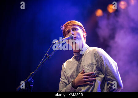 Le talentueux chanteur, compositeur et musicien dePresno interprète un concert en direct au Sentrum Scene pendant le festival de vitrine norvégien et la conférence musicale par:Larm 2016 à Oslo. Norvège, 03/03 2016. Banque D'Images