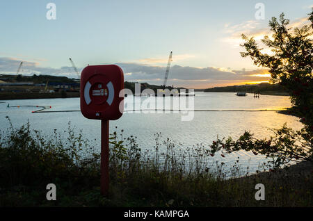 Coucher du soleil sur le site de construction du nouveau passage piétonnier et d'usure, pont routier, qui permettra de relier à Castletown Pallion, Sunderland Banque D'Images