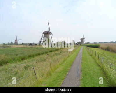 Kinderdijk moulin à vent hollandais historique complexe, en Pays-Bas Banque D'Images