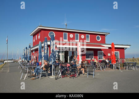 Bistro Marina, mer Baltique Spa humide, Schleswig-Holstein, Allemagne Banque D'Images