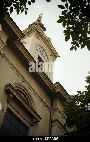 Tour de l'église saborna à Belgrade pendant la journée. Banque D'Images