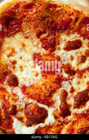 Pizza . une texture alimentaire transparente. pour le tissu et le matériel imprime, l'image d'artifices, des affiches et des menus, des invitations, collage, papier cadeau, papier peint, wit Banque D'Images
