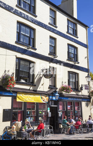 L'Angleterre, Plymouth, Devon, barbican quay, pub, réduite, à l'extérieur, Banque D'Images