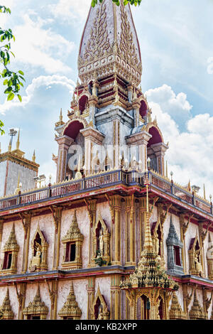 Phuket, Thaïlande le 4 juillet 2017 : Wat Chalong temple appelé aussi grand chedi Banque D'Images