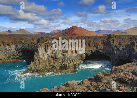 Espagne, îles Canaries, Lanzarote, Parc national de Timanfaya, Los Hervideros, côte rocheuse, brusquely, mer, surf, Banque D'Images