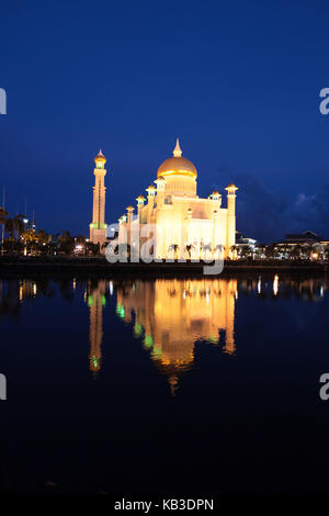 L'Asie, l'Asie du sud-est, le Brunéi Darussalam, chapelar Seri Begawan, Omar Ali Saifuddien moschee, Banque D'Images