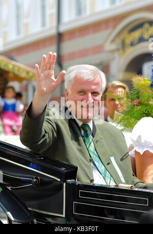 85. Loisachgaufest des clubs traditionnels de costumes de Bad Tölz, premier ministre Horst Seehofer Banque D'Images