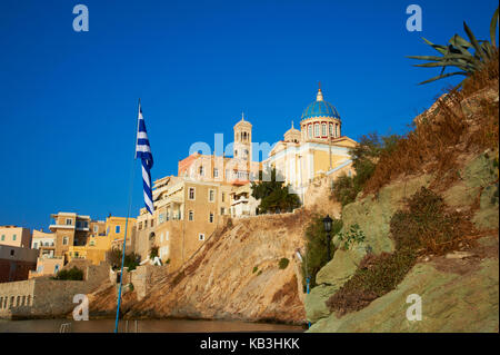Île Syros avec vue à l'église de l'agio Nikolaos, Grèce, Europe, Banque D'Images
