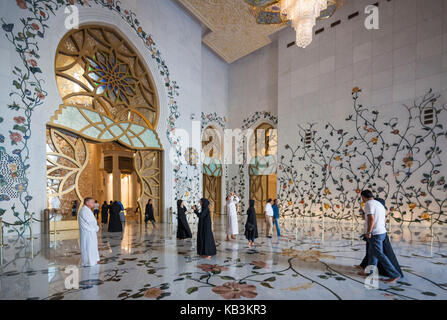 Émirats arabes unis, Abu Dhabi, Sheikh Zayed bin Sultan mosque, intérieur Banque D'Images