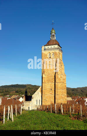 France, jura, village médiéval d'Arbois, église saint-just Banque D'Images