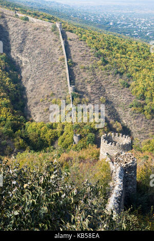 18e siècle, des vestiges, fortification, tour de guet, mur, sighnaghi, Géorgie, vertical Banque D'Images