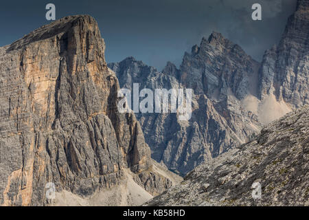 Europe, Italie, Alpes, Dolomites, montagnes, Formin, Monte Pelmo, vue de Rifugio Nuvolau Banque D'Images