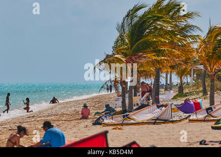 Long Bay Beach, sur la côte sud de Providenciales, Turks et Caicos, dans les Caraïbes, Antilles, Amérique centrale Banque D'Images