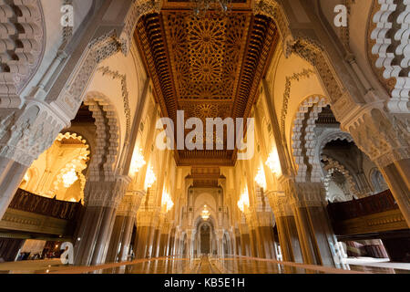 Intérieur de la mosquée Hassan II (grande mosquée HASSAN II), Casablanca, Maroc Banque D'Images