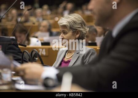 Bruxelles, Belgique, Belgique. 27 sep, 2017. conférence de haut niveau sur le tourisme dans l'UE Parlement européen conjointement avec l'unesco, l'OMC et d'autres organisations et agences de tourisme. madame Irina Bokova, Directrice générale de l'Unesco a également assisté à l'événement de niveau hig dans la session plénière au Parlement européen emicicle pareggiani crédit : riccardo/zuma/Alamy fil live news Banque D'Images