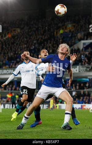 Liverpool, Royaume-Uni. 28 sep, 2017. Tom Davies de everton au cours de l'UEFA Europa League groupe e match entre Everton et Apollon limassol à Goodison Park sur le 28 septembre 2017 à Liverpool, en Angleterre. (Photo de daniel chesterton/phcimages.com) : phc crédit images/Alamy live news Banque D'Images